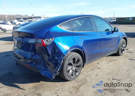 2022 Tesla Model Y Long Range Dual Motor All-Wheel Drive из США, поврежденный, VIN 7SAYGDEE6NA019607
